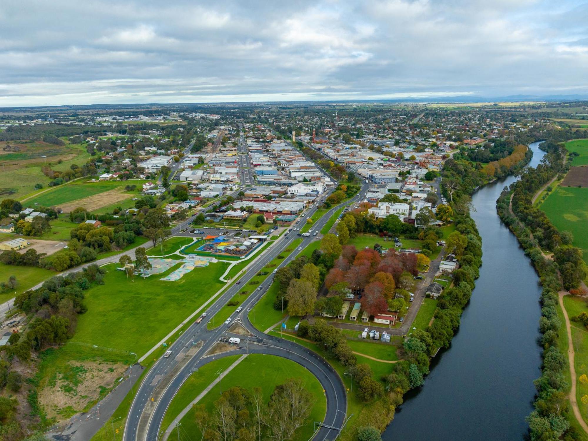 Nrma Bairnsdale Riverside Holiday Park 외부 사진