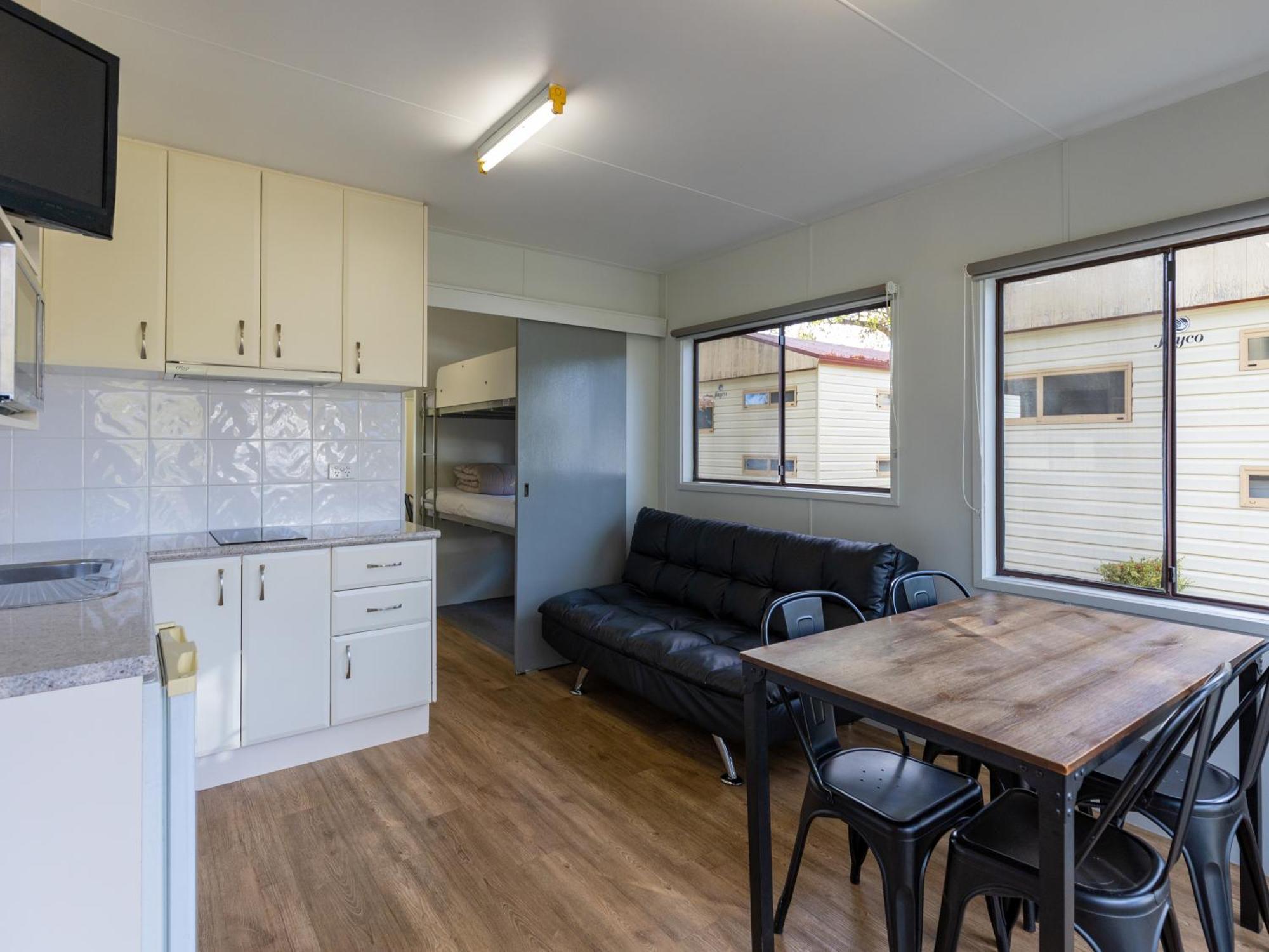Nrma Bairnsdale Riverside Holiday Park 객실 사진
